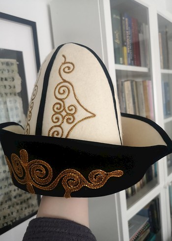 Gold İşlemeli Geleneksel Keçe Kırgız Kalpağı - Görsel 2