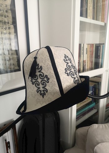 Lacivert İşlemeli Astarlı Keçe Kırgız Kalpağı - Görsel 2