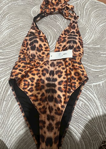 Mayo ve preo hediyeli Pembe Parlak Leopar Desenli Kedi Kıyafeti - Görsel 2