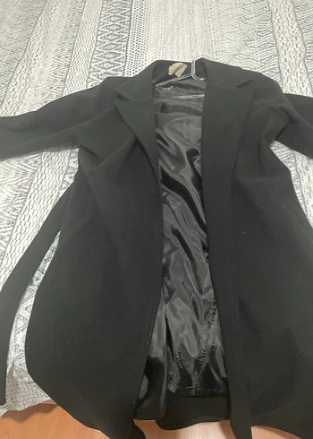 KapüşonluFermuarlı Siyah Kadın Yelek ve kaşe kaban adet fiyatdr - Görsel 3