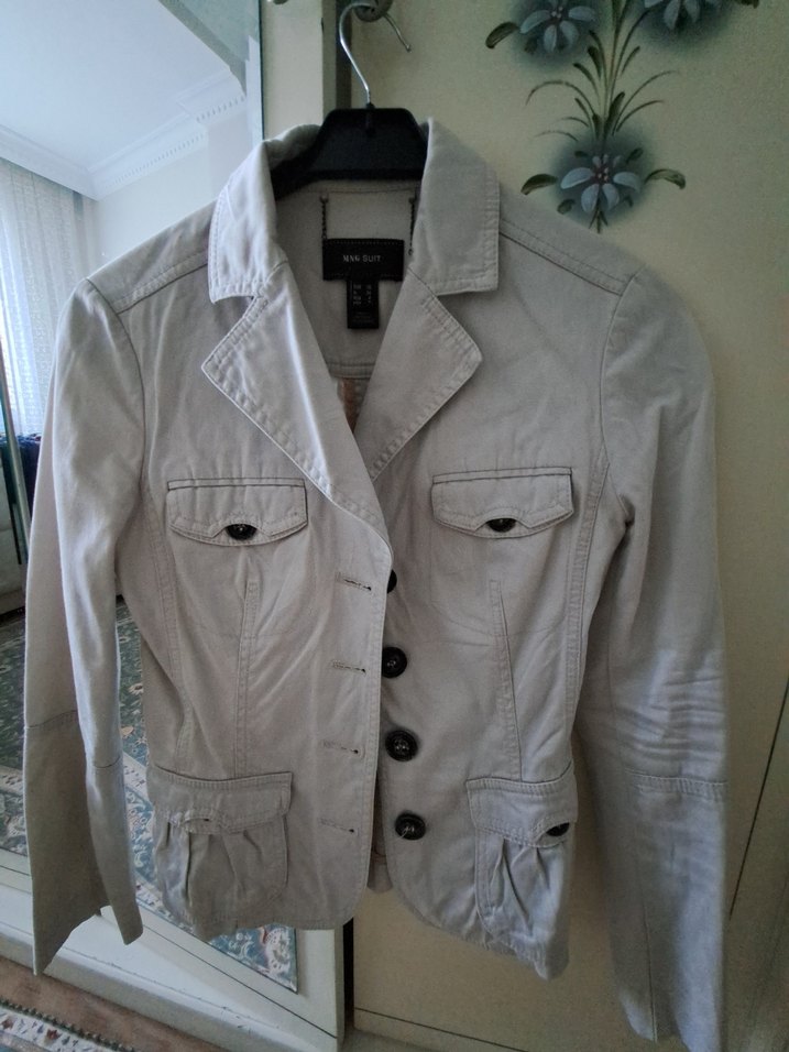 Düğmeli Bej Keten Kadın Ceket - Görsel 3