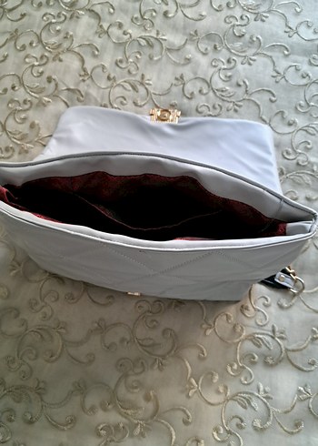 Zincir Detaylı Gri Deri Kadın Çanta - Görsel 3