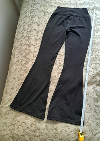 Siyah Kadın İspanyol Paça Pantolon - Görsel 3