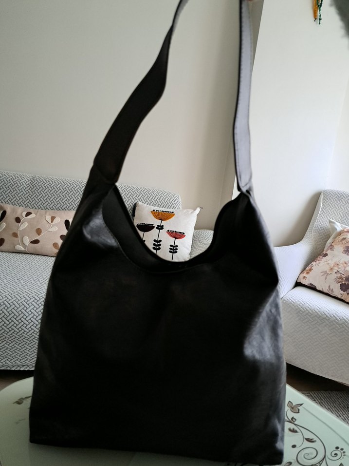 Siyah Deri Minimalist Kadın Çanta - Görsel 2