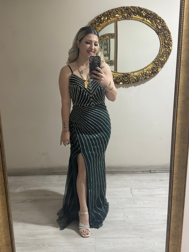 Siyah Parlak Zebra Desenli Uzun Abiye Elbise - Görsel 3