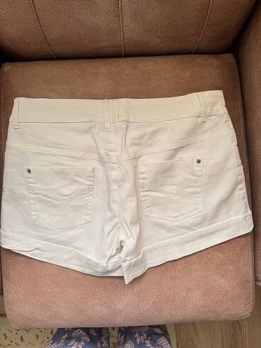 LC Waikiki Beyaz Mini Şort