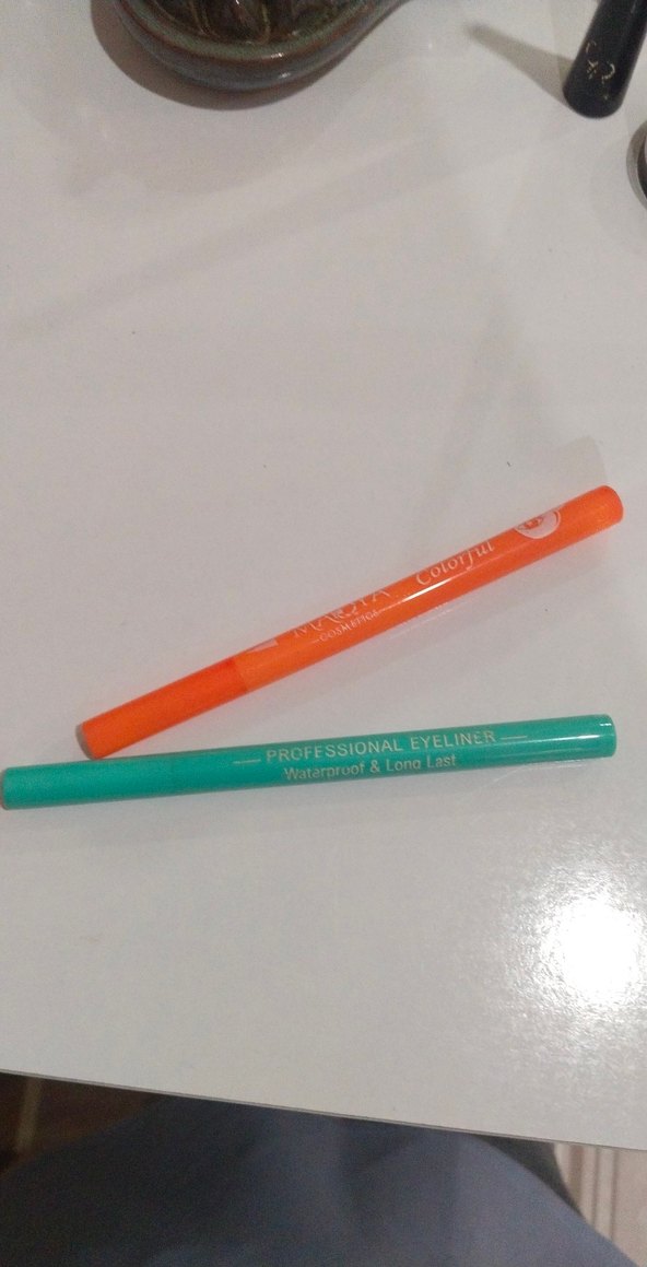 Çok Renkli İnce Uçlu Eyeliner Kalemleri - Görsel 2