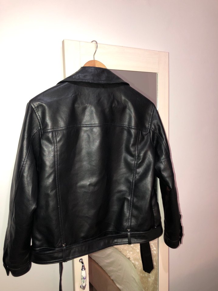 Stradivarius Kadın BikerDeri Ceket Siyah - Görsel 5