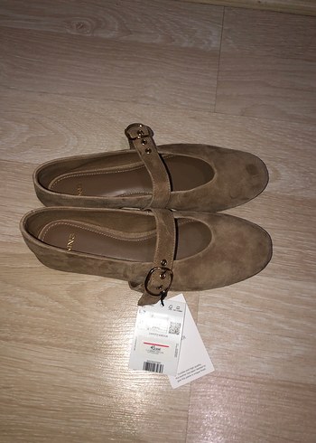 MANGO Bej Süet Tokalı Kadın Babet 36 - Görsel 5