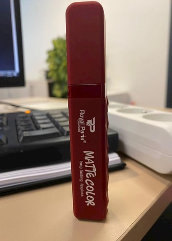 Royal Paris Koyu Kırmızı Mat Ruj - Görsel 5