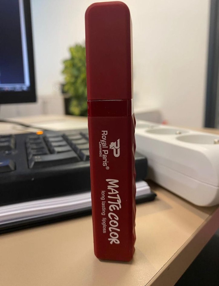 Royal Paris Koyu Kırmızı Mat Ruj - Görsel 5