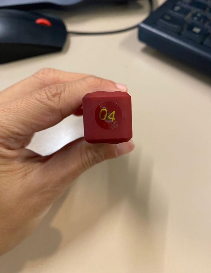 Royal Paris Koyu Kırmızı Mat Ruj - Görsel 4