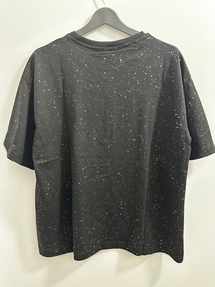 Siyah Payetli Baskılı Oversize Tişört - Görsel 4