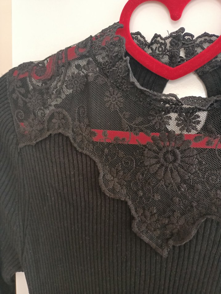 Dantel Detaylı Siyah Triko Elbise - Görsel 3