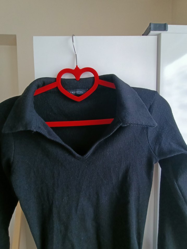 Siyah V Yaka Uzun Kollu Triko Elbise - Görsel 3