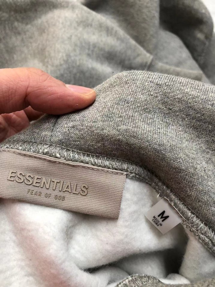 Gri Fear Of God Essentials Sweatshirt - Görsel 2