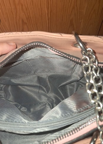 Bej Zincir Detaylı Deri Kadın Çanta - Görsel 4