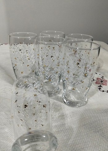 Beyaz yaprak desenli cam bardak seti - Görsel 3