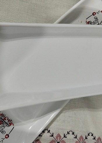 Beyaz Dekoratif Uzun Seramik Tabak ıkılı - Görsel 3