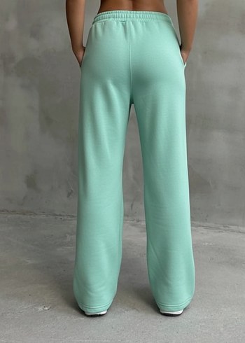 Kadın Yeşil Rahat Kesim Midi Eşofman - Görsel 3