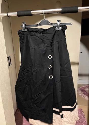 Düğmeli Siyah Uzun Kadın Etek - Görsel 2