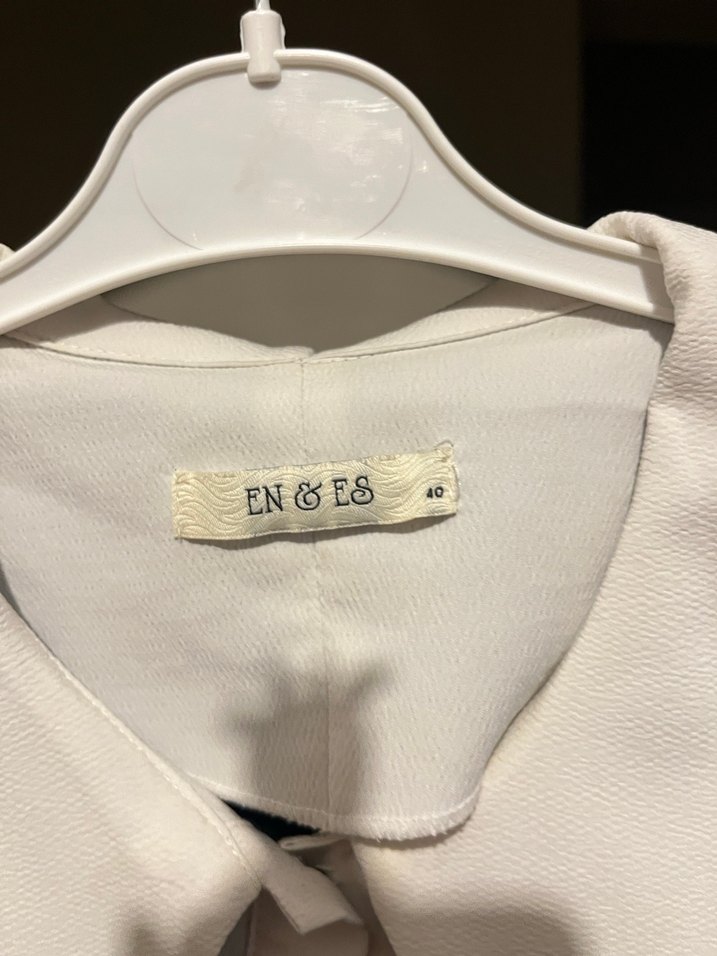 Uzun Kollu Beyaz Siyah Kadın Tunik - Görsel 3