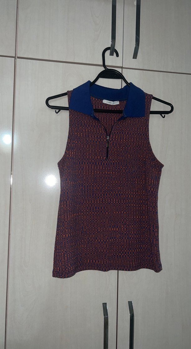 Bordo Kolsuz Yüksek Yakalı Kısa Triko Atlet - Görsel 3