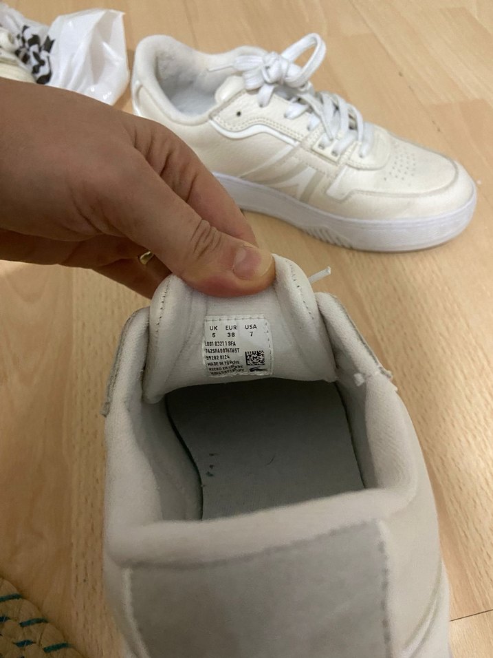 Lacoste Spor Ayakkabı - Görsel 3