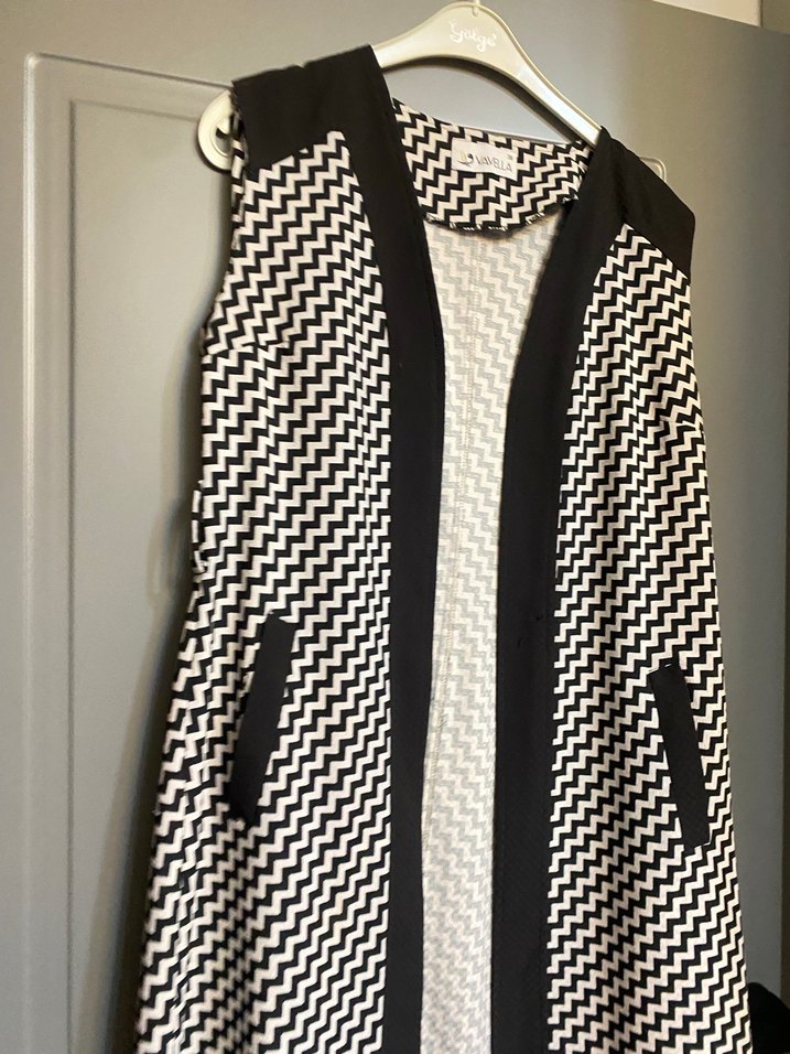 Uzun Kesim Fermuarlı Gri Desenli Kadın Yelek - Görsel 2