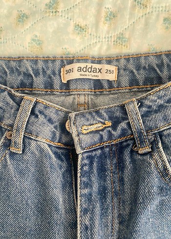 Düğmeli Nakışlı Mavi Kadın  Pantolon - Görsel 3