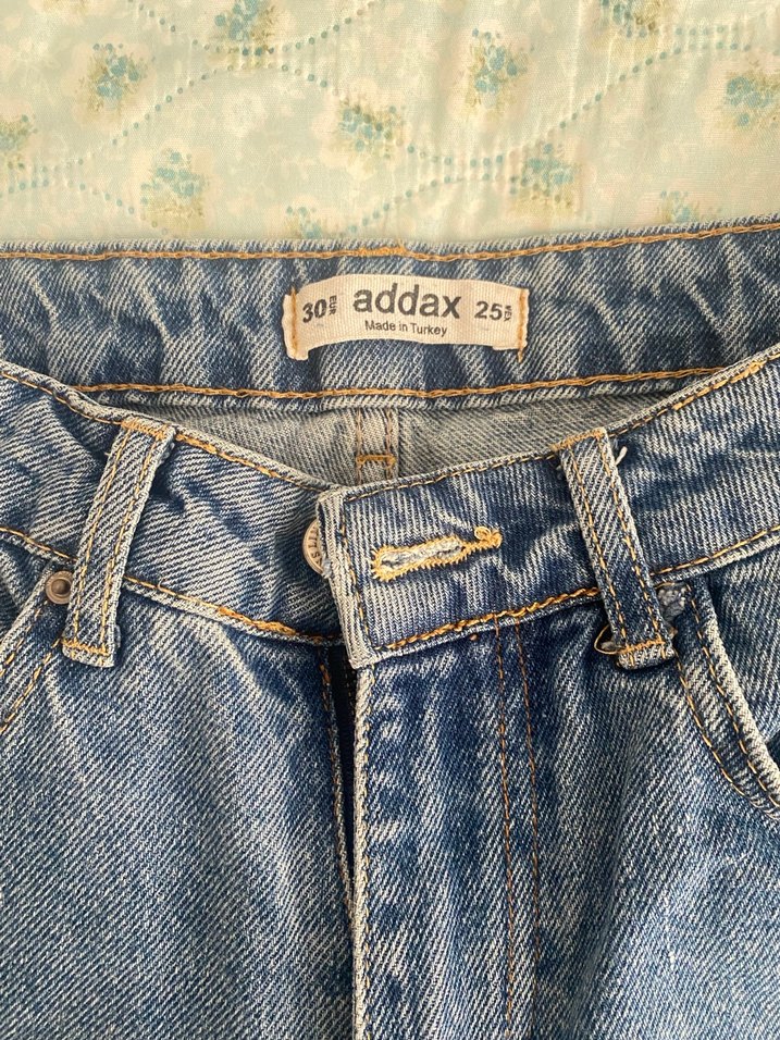 Düğmeli Nakışlı Mavi Kadın  Pantolon - Görsel 3