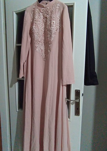 Toz Pembe Nakışlı Uzun Kollu Uzun Elbise - Görsel 8