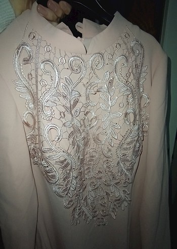 Toz Pembe Nakışlı Uzun Kollu Uzun Elbise - Görsel 7