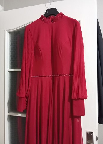 Uzun Kırmızı Kadın Elbise - Görsel 4