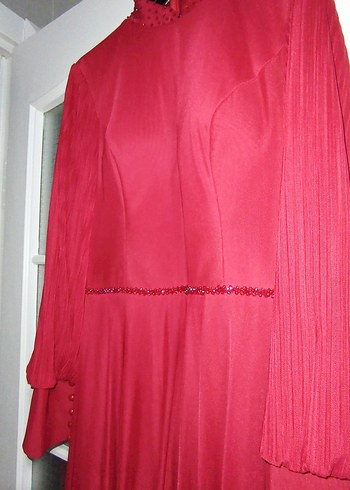 Uzun Kırmızı Kadın Elbise - Görsel 3