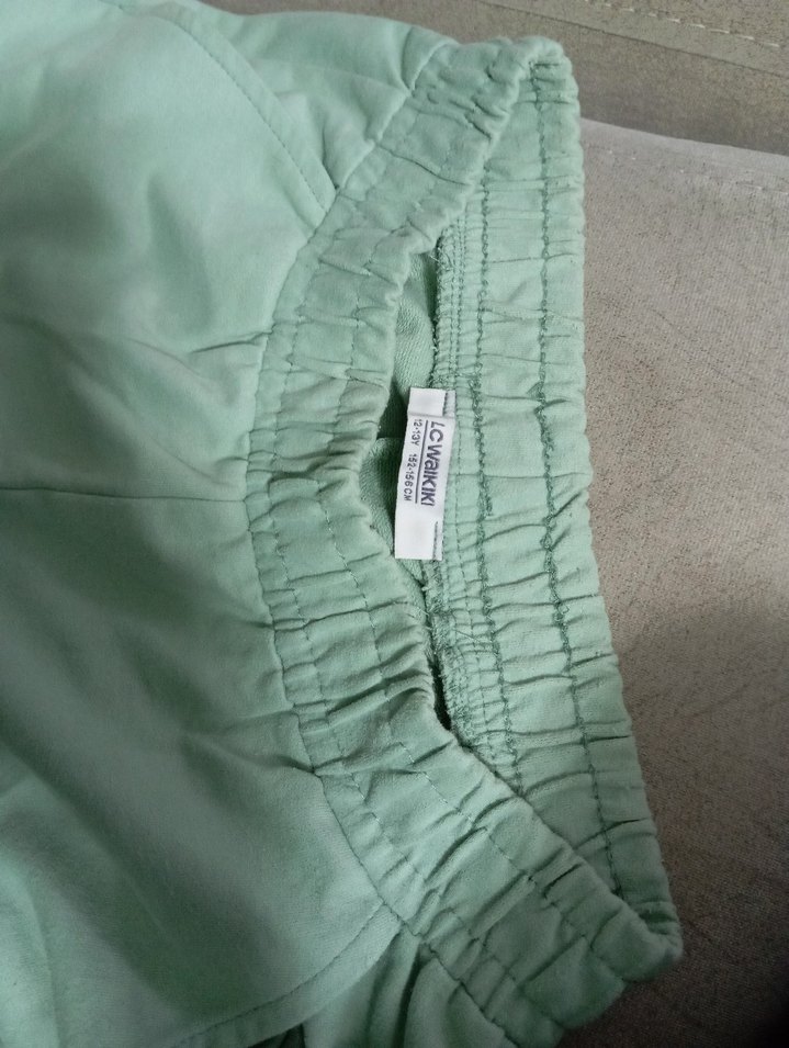 Yeşil Mini Rahat Kesim Kız Çocuk Eşofman Altı - Görsel 4