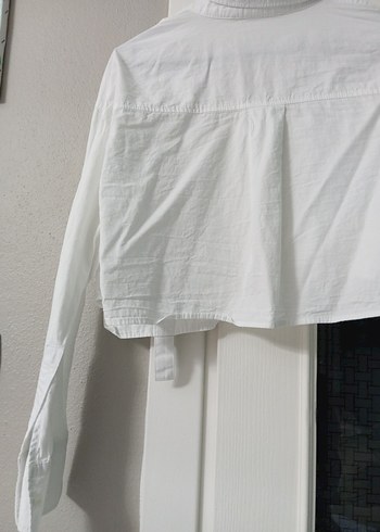 Beyaz Keten Düğmeli Kadın Crop Gömlek - Görsel 6
