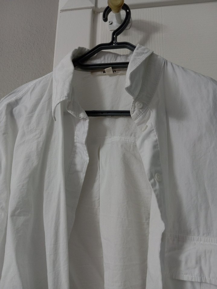 Beyaz Keten Düğmeli Kadın Crop Gömlek - Görsel 2