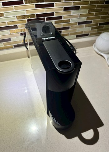 Nespresso Essenza C30 Siyah Kahve Makinesi - Görsel 3