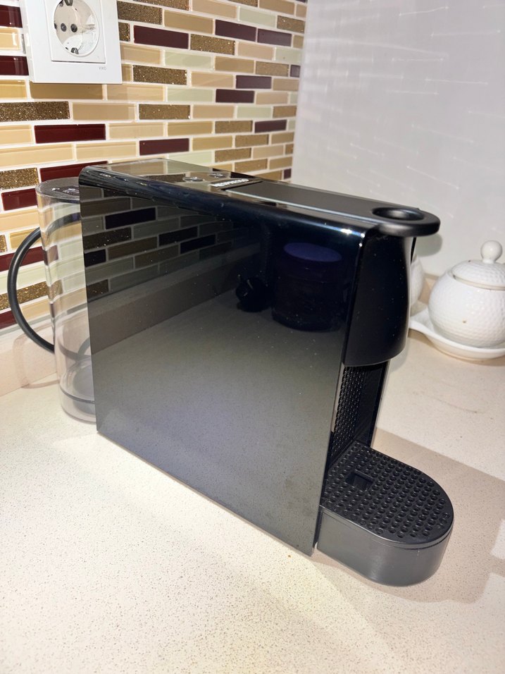 Nespresso Essenza C30 Siyah Kahve Makinesi - Görsel 4