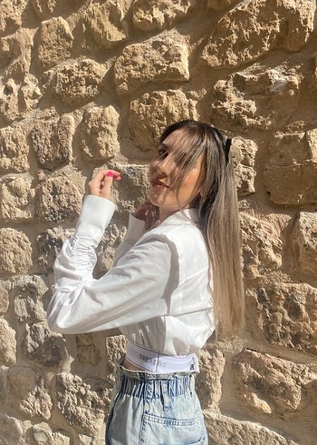 Beyaz Uzun Kollu Crop Top - Rahat Kesim - Görsel 3