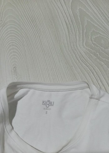 Kiğılı Takım Elbise SetiTişört+Kravat+Mendil
Sıfır Ayarında - Görsel 8