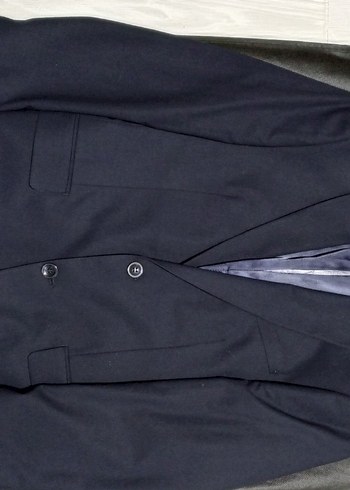 Kiğılı Takım Elbise SetiTişört+Kravat+Mendil
Sıfır Ayarında - Görsel 4