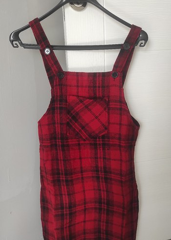 Kırmızı Ekoseli Kadın Kolsuz Mini Salopet - Görsel 3