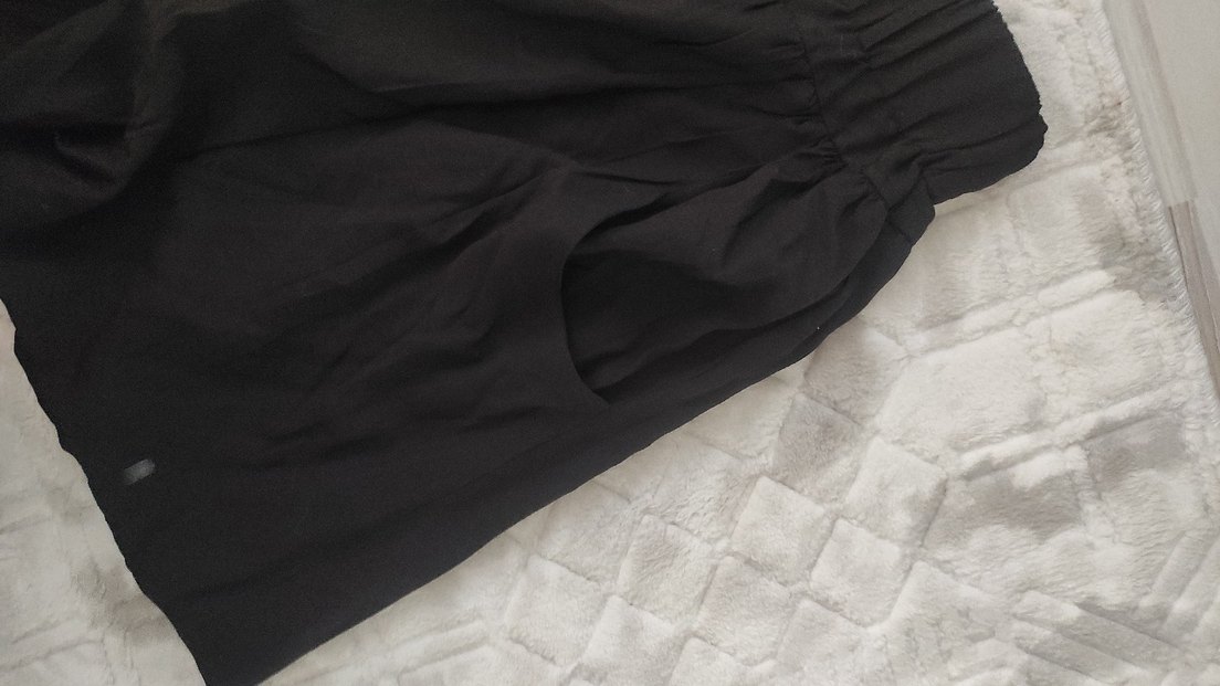 Siyah Mini Balon Etek - Görsel 3