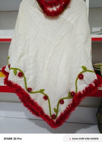 Kız Çocuk Beyaz Nakışlı Bohem Triko Panço - Görsel 3