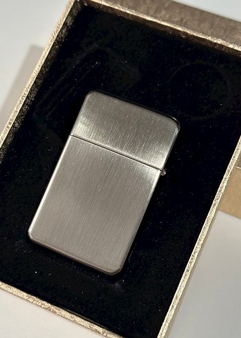 CHiEF SLiM İŞLEMELİ BENZİNLi ÇAKMAK - Görsel 3