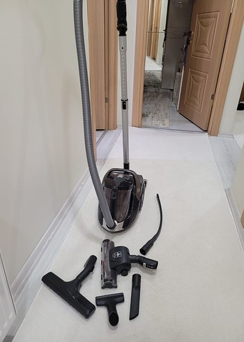 Gri Tefal Toz Torbasız Elektrikli Süpürge - Görsel 5