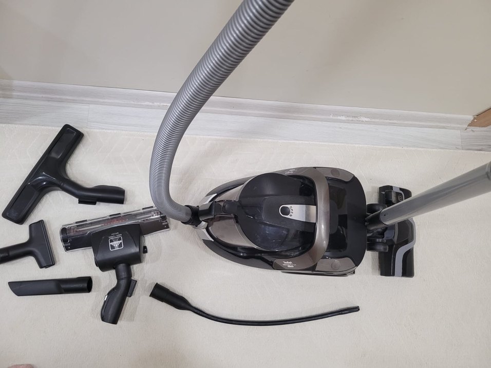 Gri Tefal Toz Torbasız Elektrikli Süpürge - Görsel 3