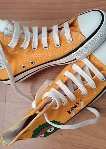 Sarı Baskılı Sokak Tarzı ithal converse - Görsel 2